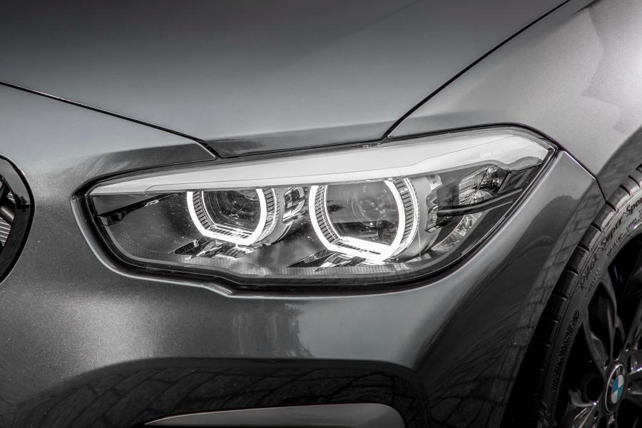 Детали экстерьера BMW M140i 3-Door (F21) 2016 года  (UK) (фото 15 из 17)